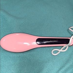 AsaVea brush style hair straightener